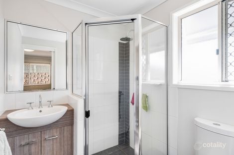Property photo of 2/125 Platz Street Darling Heights QLD 4350