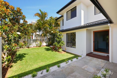 Property photo of 8 Dabchick Drive Burleigh Waters QLD 4220