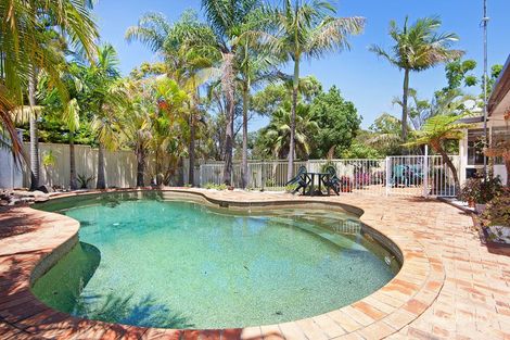 Property photo of 10 Belshaw Place Bateau Bay NSW 2261