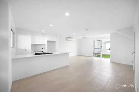 Property photo of 35 Aspley Crescent Nirimba QLD 4551