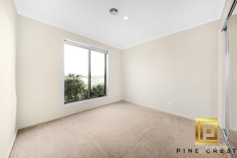 Property photo of 34 Featherbrook Drive Point Cook VIC 3030