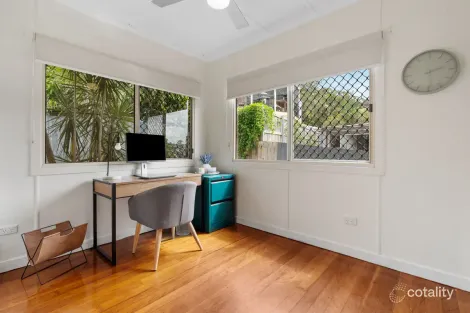 Property photo of 7 Parnoo Street Mitchelton QLD 4053