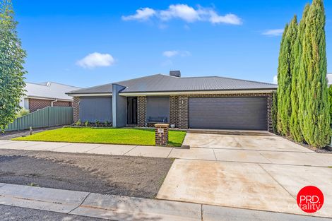 Property photo of 4 Diva Way Huntly VIC 3551