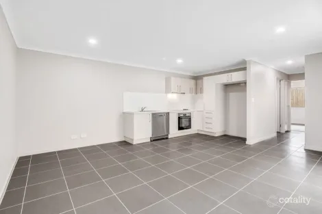 2/39 Norton Dr, Shailer Park, QLD 4128