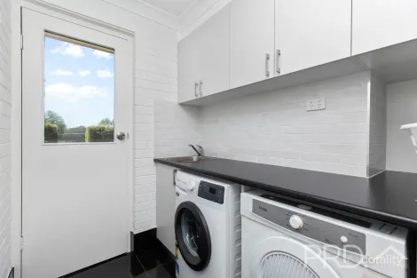 Property photo of 7/32-34 Bundara Crescent Tumut NSW 2720