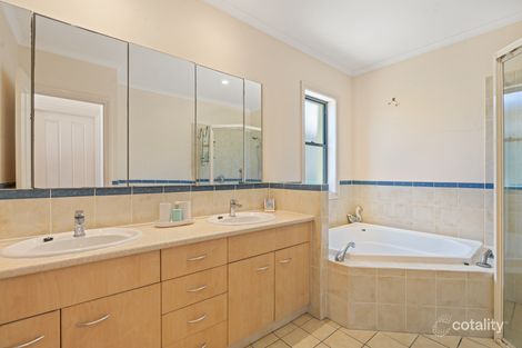 Property photo of 2 Wave Street Mermaid Beach QLD 4218