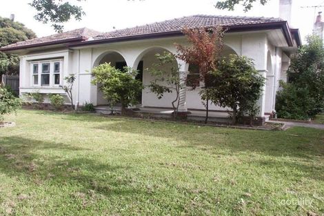 25 Powderham Rd, Caulfield North, VIC 3161