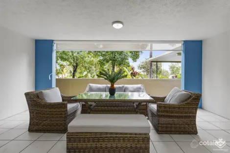 Property photo of 4/4 Grand Parade Parrearra QLD 4575