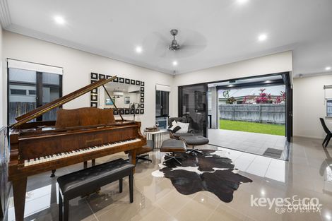Property photo of 16 Signature Drive Rosslea QLD 4812
