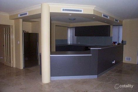 Property photo of 12 Sinclair Crescent Winthrop WA 6150