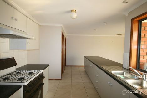 Property photo of 21 Earle Court Pooraka SA 5095