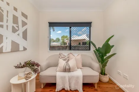 Property photo of 13 Riviera Circuit Kirwan QLD 4817