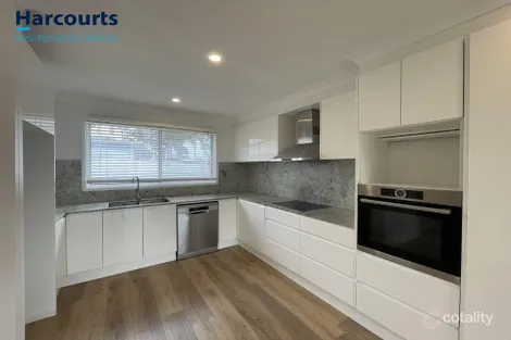 Property photo of 24 Moala Parade Charmhaven NSW 2263