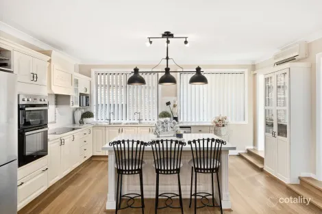 Property photo of 44 Beverley Avenue Unanderra NSW 2526