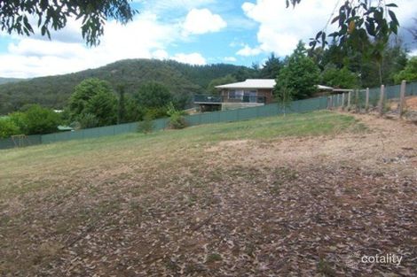 12 Hargreaves Rd, Bright, VIC 3741