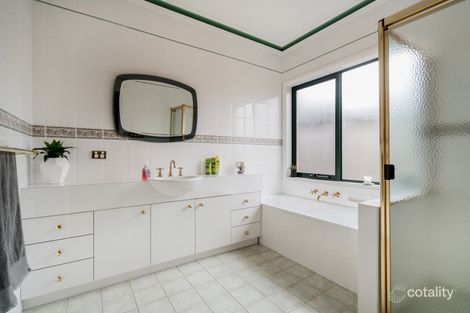 Property photo of 15 Daly Avenue Rye VIC 3941