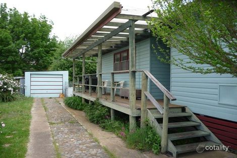 Property photo of 18 Coleman Court Dartmouth VIC 3701