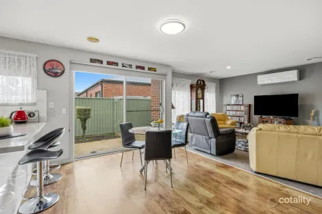 Property photo of 2/22 Park Street Wendouree VIC 3355