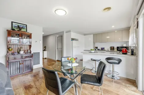 Property photo of 2/22 Park Street Wendouree VIC 3355