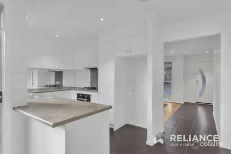 Property photo of 23 Moorookyle Avenue Tarneit VIC 3029