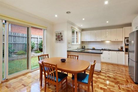 Property photo of 2/200 Kambrook Road Caulfield VIC 3162