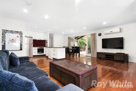 Property photo of 33 Whites Lane Glen Waverley VIC 3150