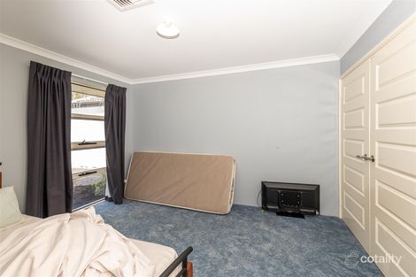 Property photo of 165 Pebble Beach Boulevard Meadow Springs WA 6210