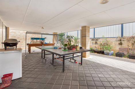 Property photo of 165 Pebble Beach Boulevard Meadow Springs WA 6210