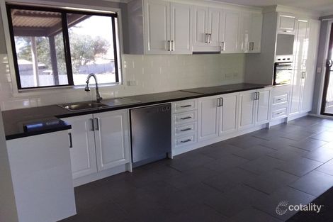 Property photo of 2 Bowen Street St Arnaud VIC 3478