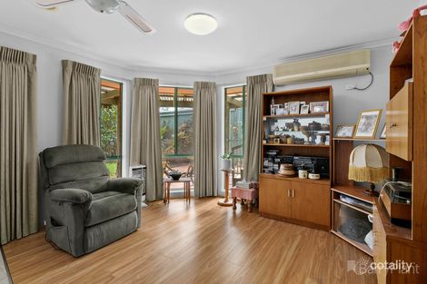 Property photo of 29 Thomas Place Pakenham VIC 3810