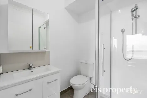 Property photo of 2/6 Mimosa Court Berriedale TAS 7011