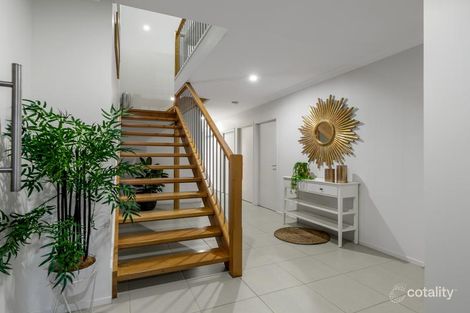 Property photo of 96 Stratton Terrace Manly QLD 4179