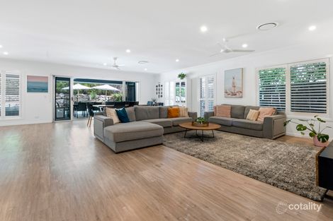 Property photo of 2 Corvus Way Robina QLD 4226