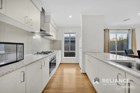 Property photo of 7 Boxer Drive Wyndham Vale VIC 3024