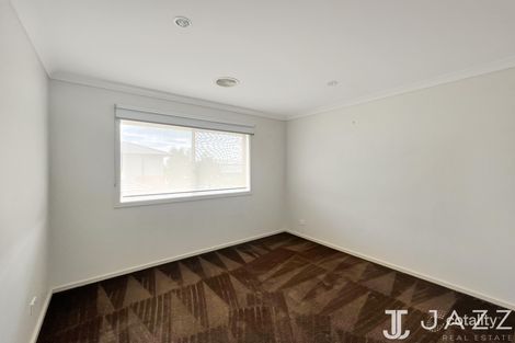 Property photo of 92 Sunnybank Drive Point Cook VIC 3030