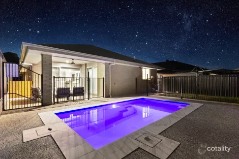 81 Carnarvon Dr, South Ripley, QLD 4306