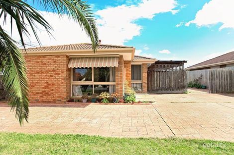 Property photo of 15 Lemco Walk Delahey VIC 3037