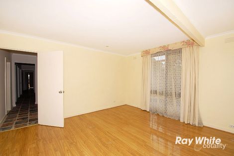 Property photo of 7 Greenridge Avenue Narre Warren VIC 3805