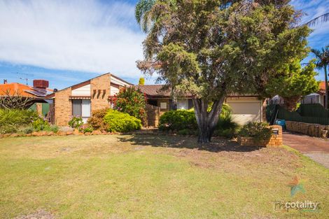 13 Northmoor Rd, Eden Hill, WA 6054