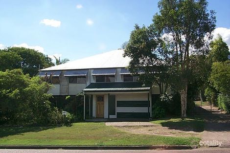 16 Holmes St, North Ipswich, QLD 4305