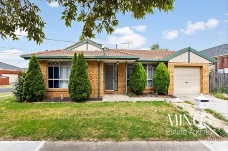 13 Benaroon Dr, Lalor, VIC 3075