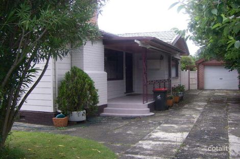 Property photo of 20 Chamberlain Road Newborough VIC 3825
