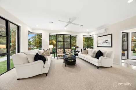 Property photo of 2 Firetail Court Tanawha QLD 4556