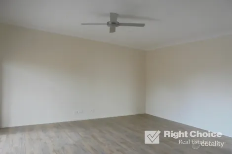 Property photo of 93 Barton Street Oak Flats NSW 2529