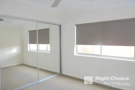 Property photo of 93 Barton Street Oak Flats NSW 2529