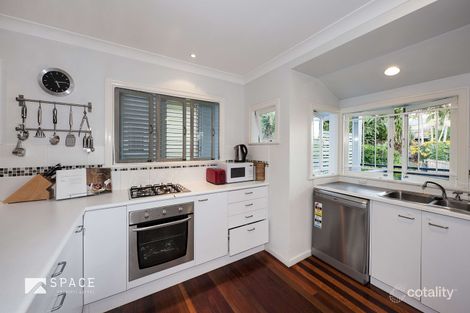 Property photo of 25 Bernhard Street Paddington QLD 4064