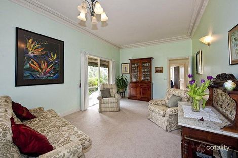 Property photo of 10 Curtain Road Hurstbridge VIC 3099