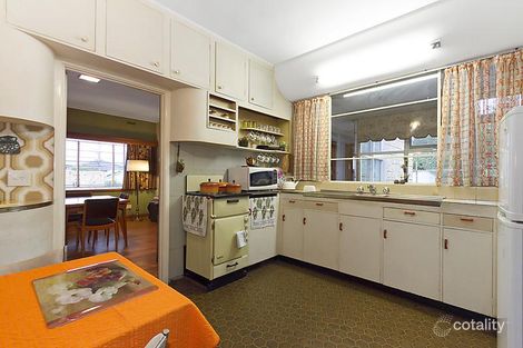 Property photo of 46 Edmonds Avenue Ashwood VIC 3147