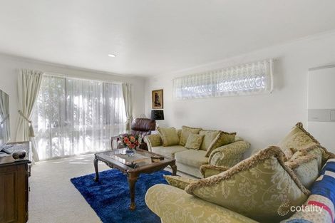 Property photo of 10 Benelong Crescent Seaford VIC 3198