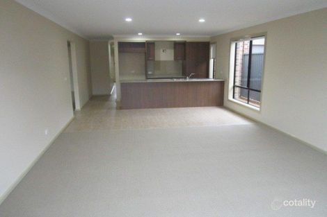 Property photo of 6 Hestia Avenue Cranbourne West VIC 3977